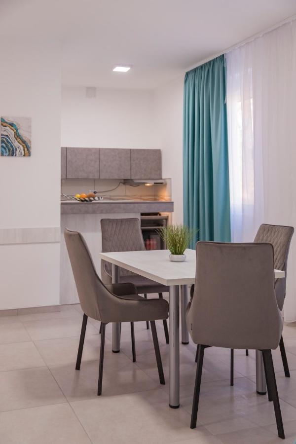 As Apartmani Pirot Eksteriør bilde